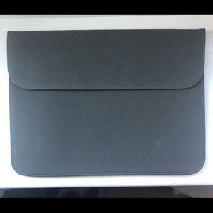 IPAD SLEEVE